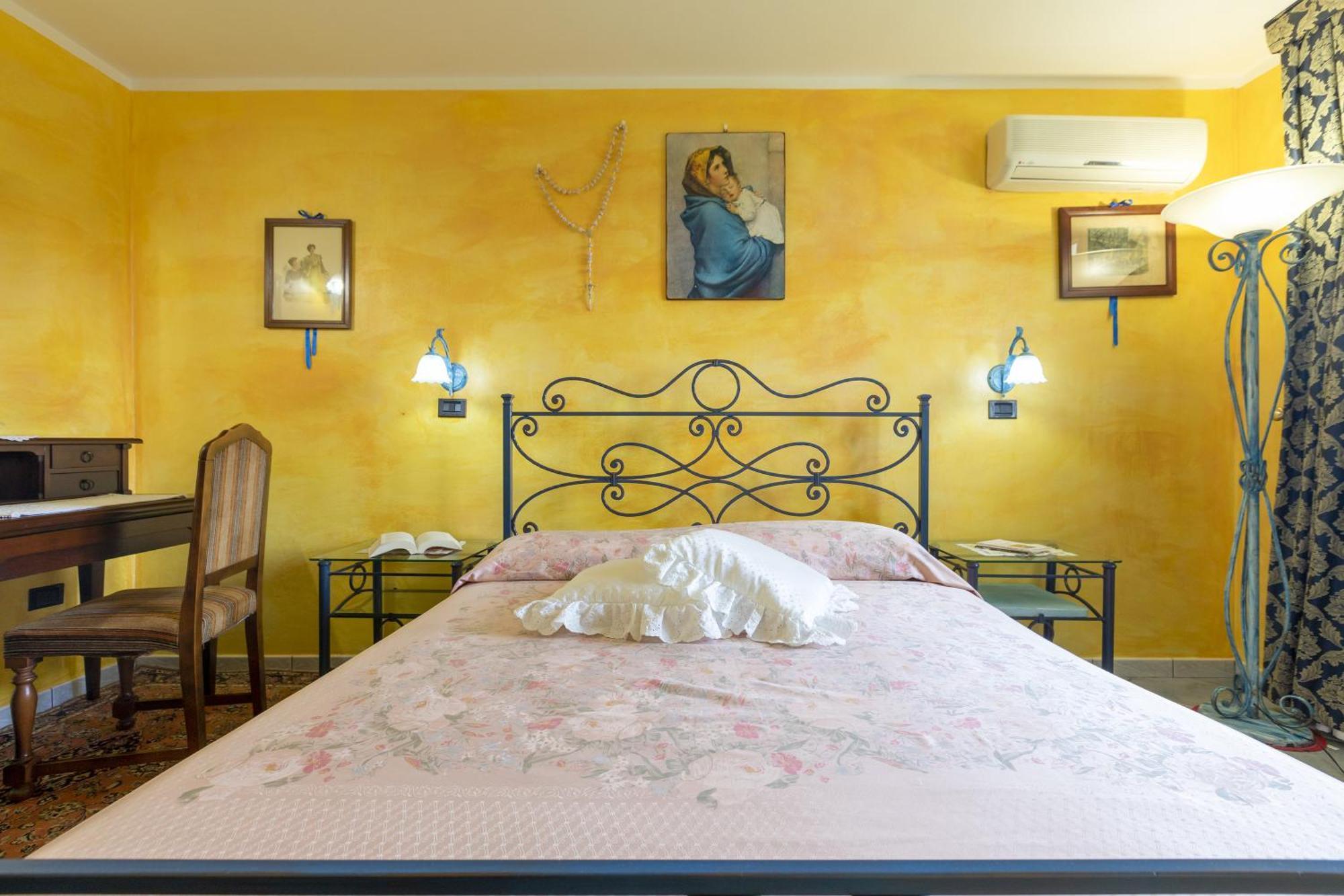 Villa Maria Antonietta ซัสซารี ภายนอก รูปภาพ